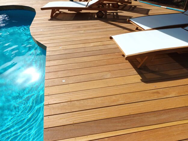 installateur terrasse bois la londe plage piscine ms construction bois